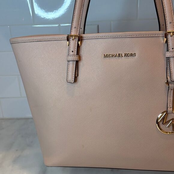 Michael Kors Jet Set Travel Medium Carryall Tote Ballet - Picture 3 of 16